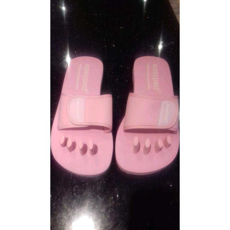 Pedicure Flip Flops with Toe Separators