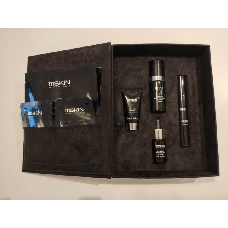 Luxury beauty set - 111SKIN Master Masking Planner gift set