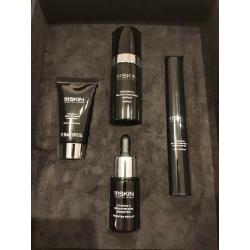 Luxury beauty set - 111SKIN Master Masking Planner gift set