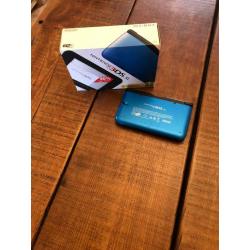 Nintendo DS with Carry case, 8 games, charger and case