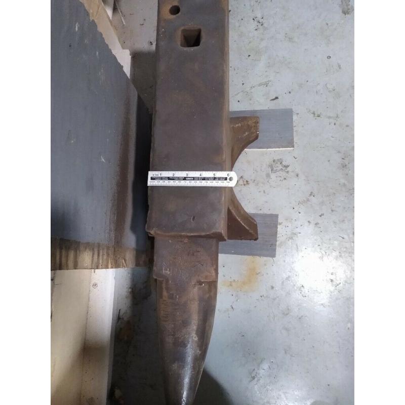 Blacksmiths anvil 150kg 3cwt