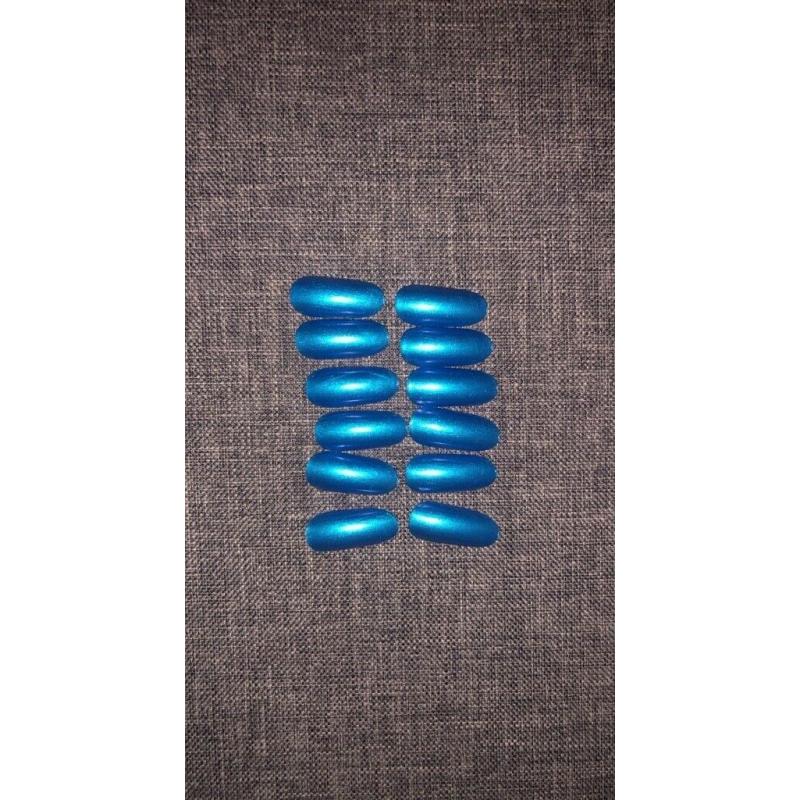False Nails