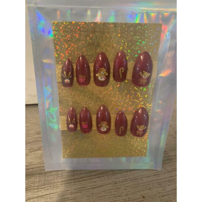 Hand made bespoke gel nails