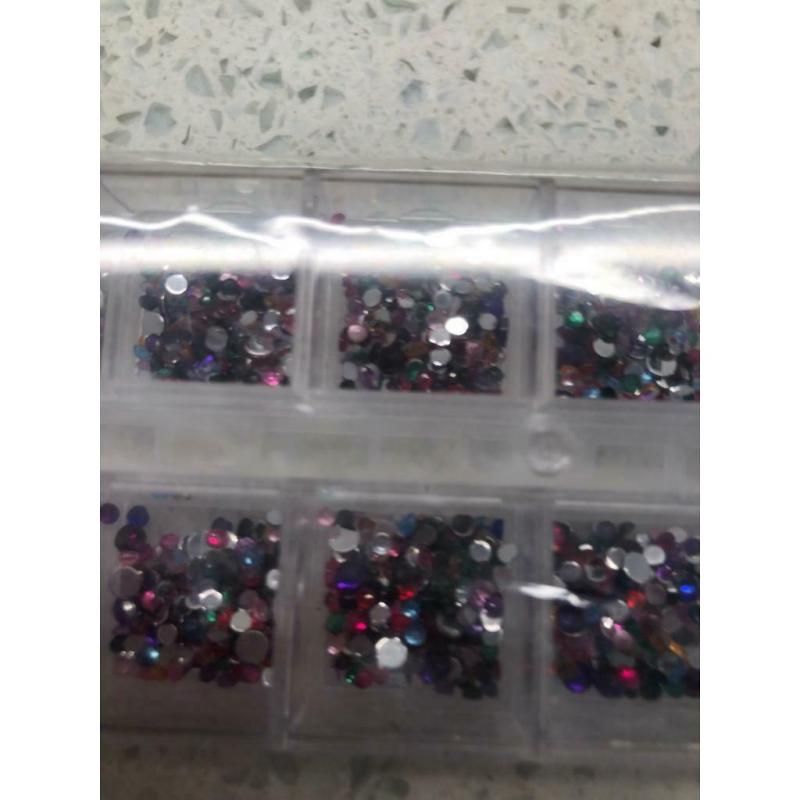 Nail gems
