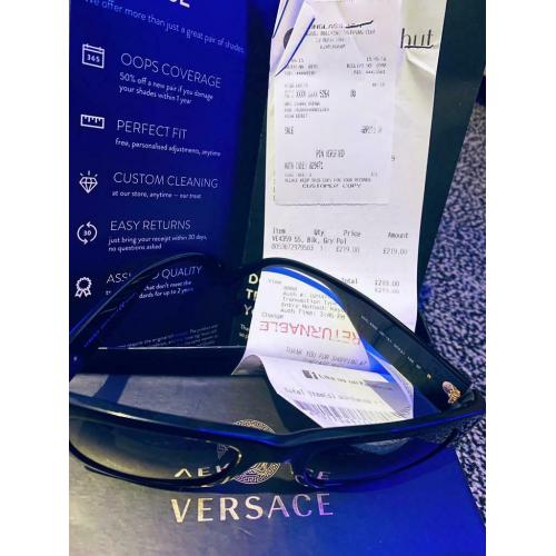Verscase man polarized