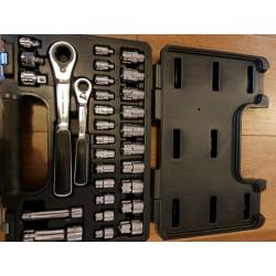 Halfords advanced socket set