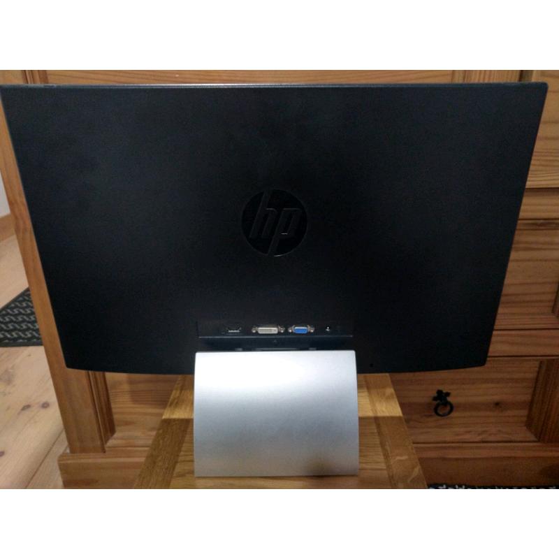 HP ENVY 700-060ea Desktop and Pavilion 23xi Monitor for sale.