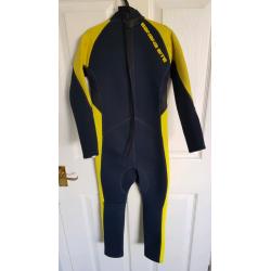Child's wetsuit 9-10 yrs. Worn once