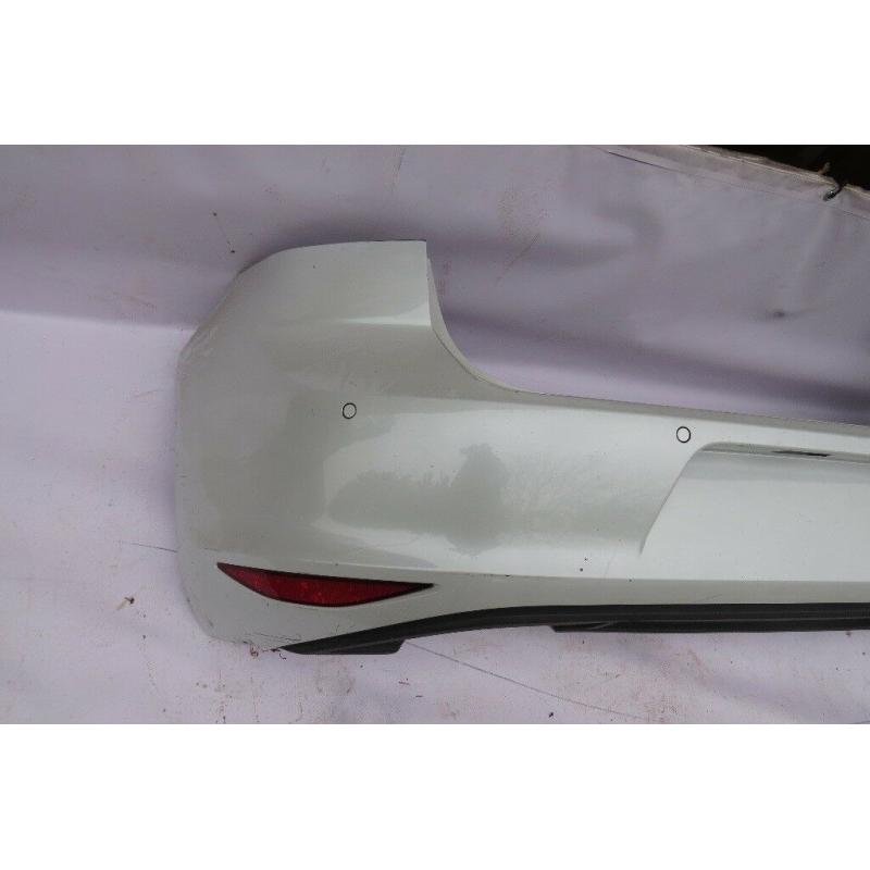 VW GOLF 7 REAR BUMPER IN WHITE PARKING SENSORS 2012-16 GENUINE PART 5G6 807 568