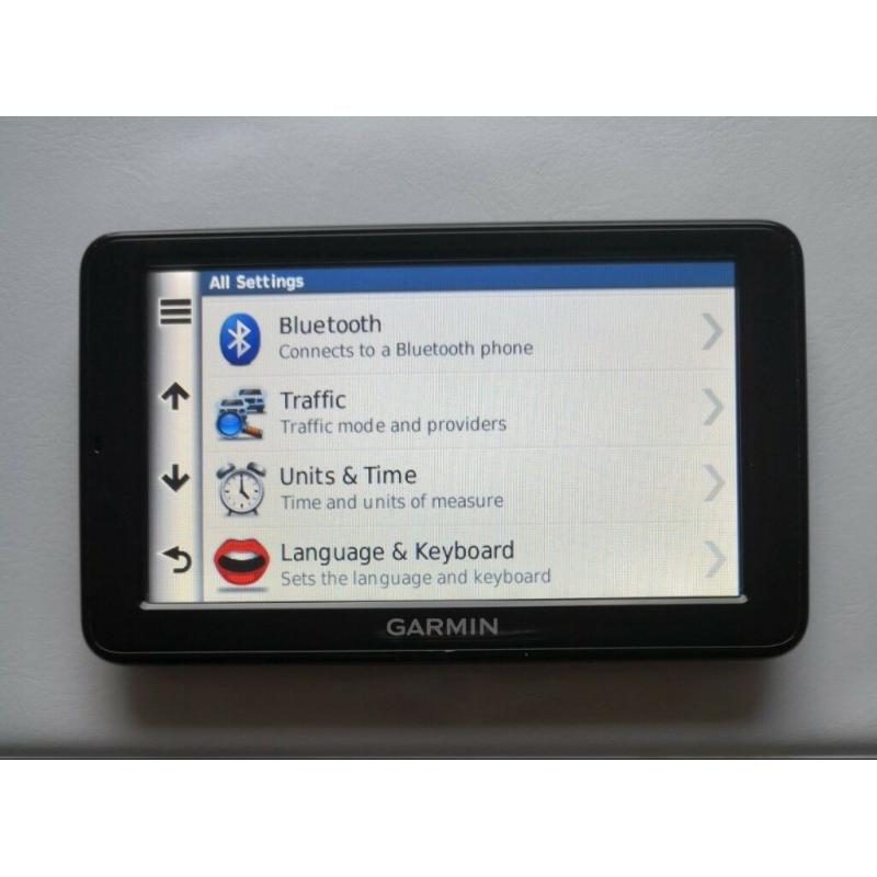 5" GARMIN nuvi 2515LM(T) GPS Sat Nav Lifetime UK & Ireland Map Traffic Bluetooth (no offers, please)