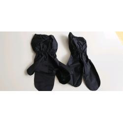 Held over motorcycle gloves