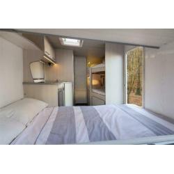 Freecross Premium 330DL 4 Berth Lightweight Family Caravan - Only 900Kgs!