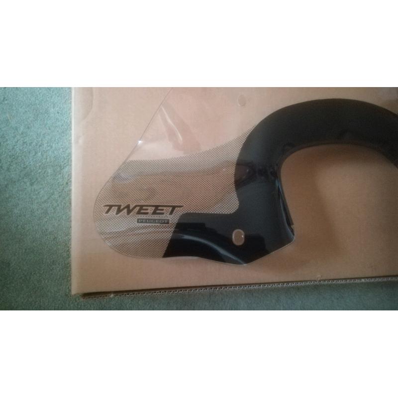 Peugeot Tweet Windscreen