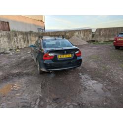 2006 BMW E90 320i breaking