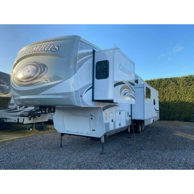 Columbus 377MB 5th Wheel American Caravan 4 Slides Showmans Trailer Static RV