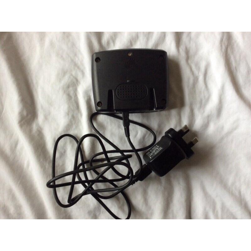 GPS TomTom with preloaded map, charger etc