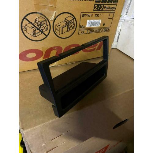 Vivaro / Traffic STEREO FASCIA KIT