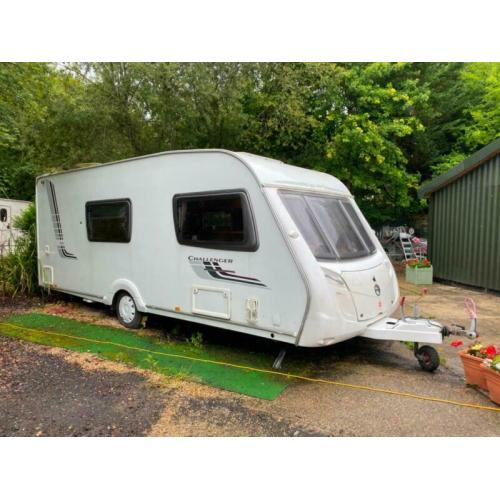 2009 Swift Challenger 530 4 berth Caravan Great Family Layout VGC Awning !