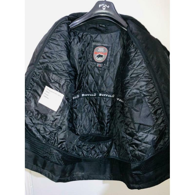 Waterproof armoured motorcycle jacket with removable inner fleece (M)