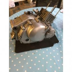 Suzuki 125 engine and gearbox
