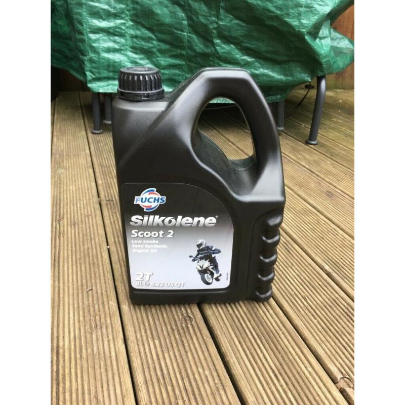 NEW/ UNOPENED 4 litres Silkolene SCOOT 2 - semi-synthetic 2-stroke engine oil, for scooters/ mopeds