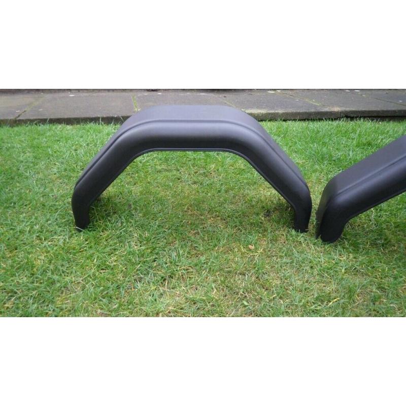 2 NEW QUALITY TRAILER MUDGUARDS / 2 X WHEEL MUDGUARDS