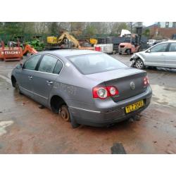 2007 VOLKSAGEN PASSAT BREAKING FOR PARTS