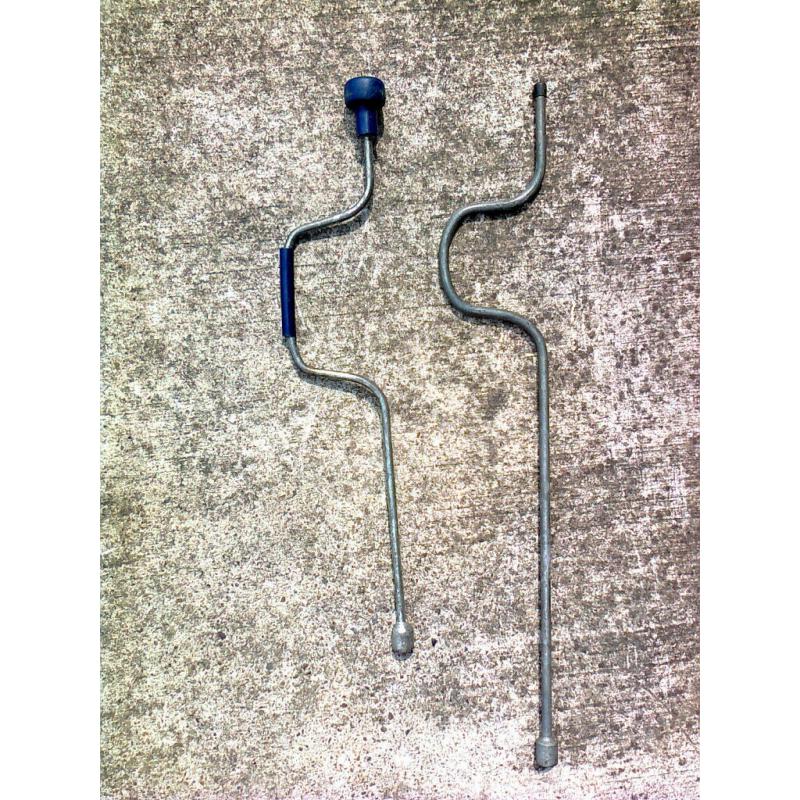 Caravan Corner Steady Leg Winding Handle/Brace. ?5 Each, Private sale, Time on hands, having clear o