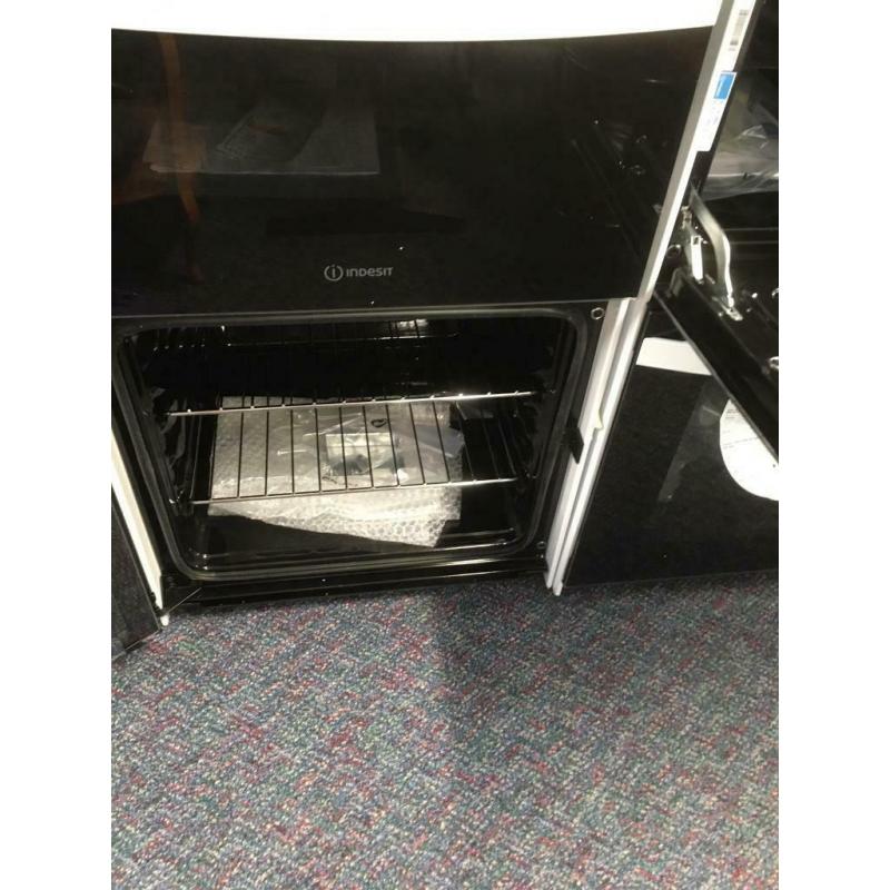 New Indesit double cavity Electric Oven #41888 ?260