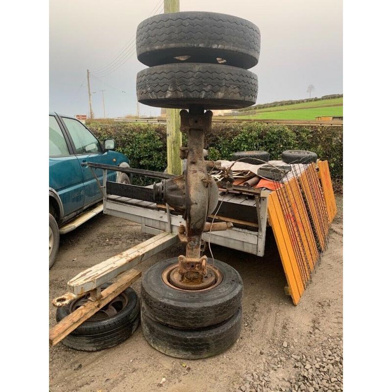 Twin wheel axle