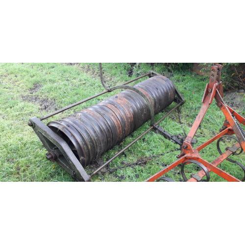Large set of cambridge rolls original Wisbech made land leveler roller horses