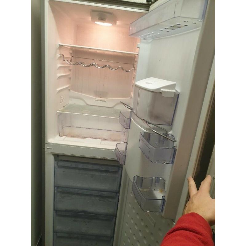 Fridge freezer