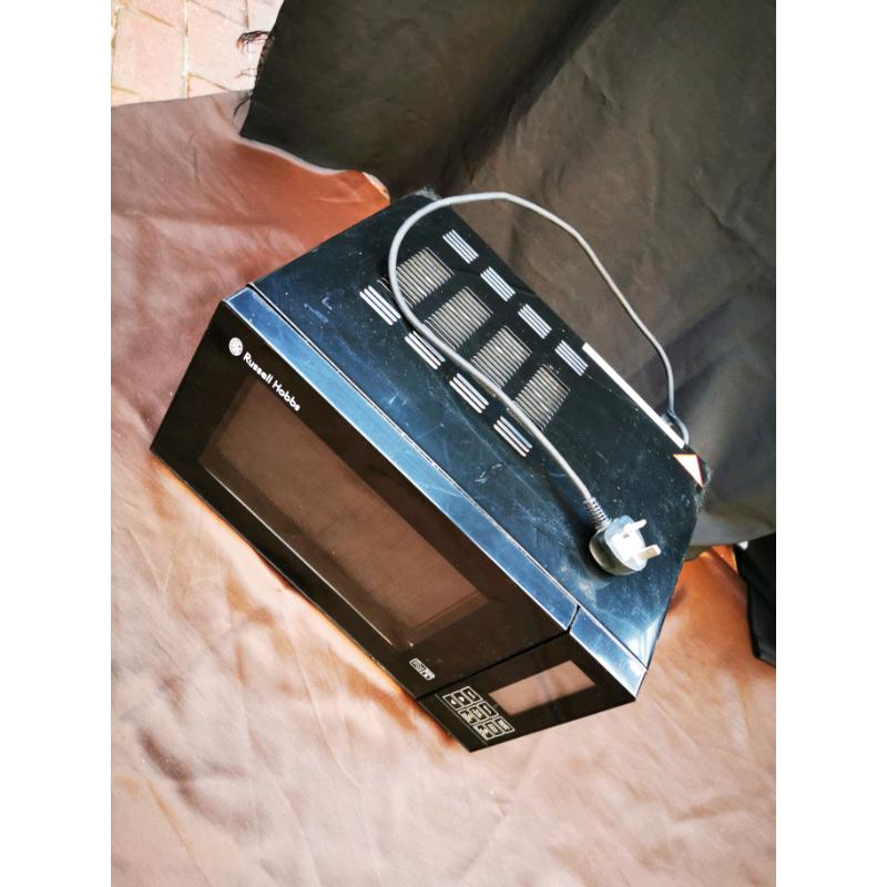 RUSSELL HOBBS Microwave