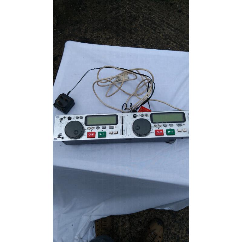 NUMARK DJ MP3 CONTROLLER