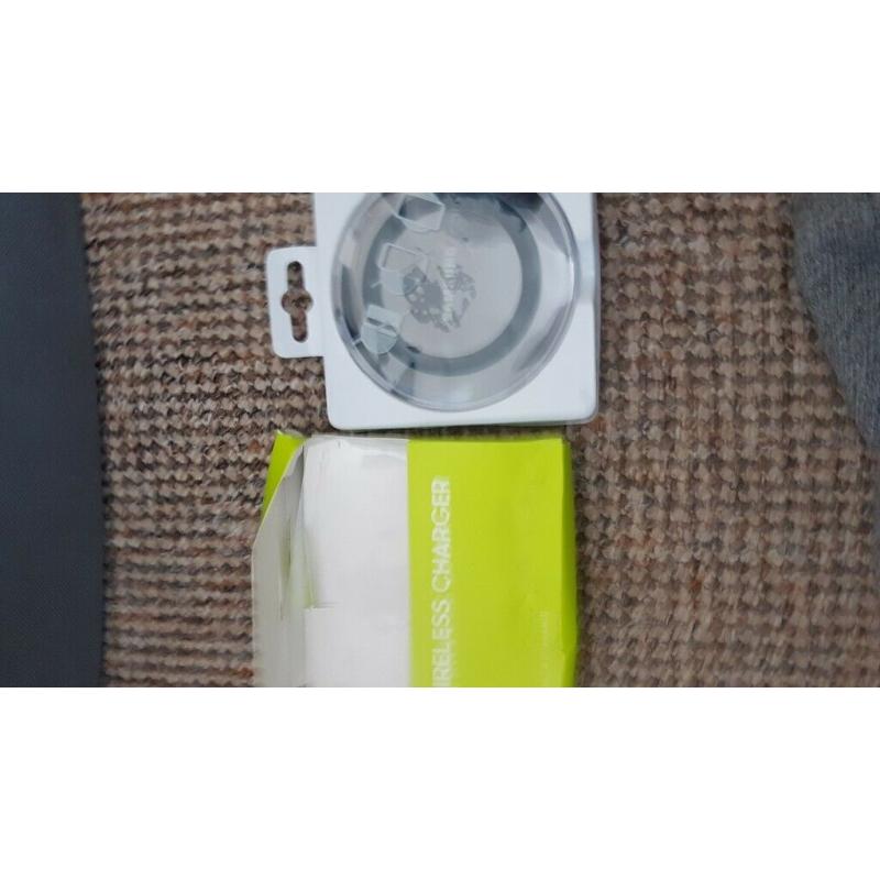 Brand New Samsung Wireless Charger ?40
