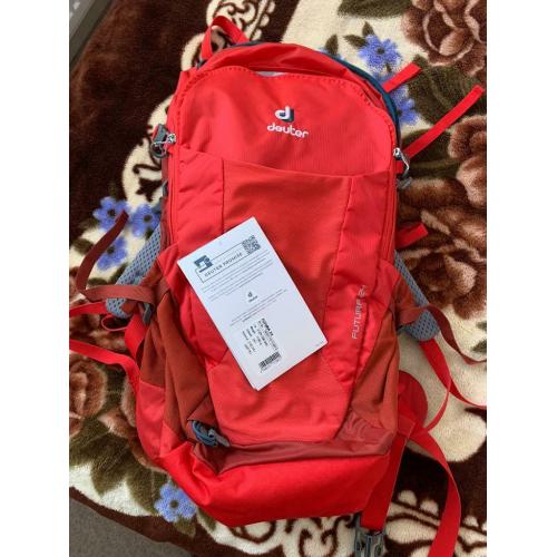 Deuter Futura 24l Mens hiking backpack