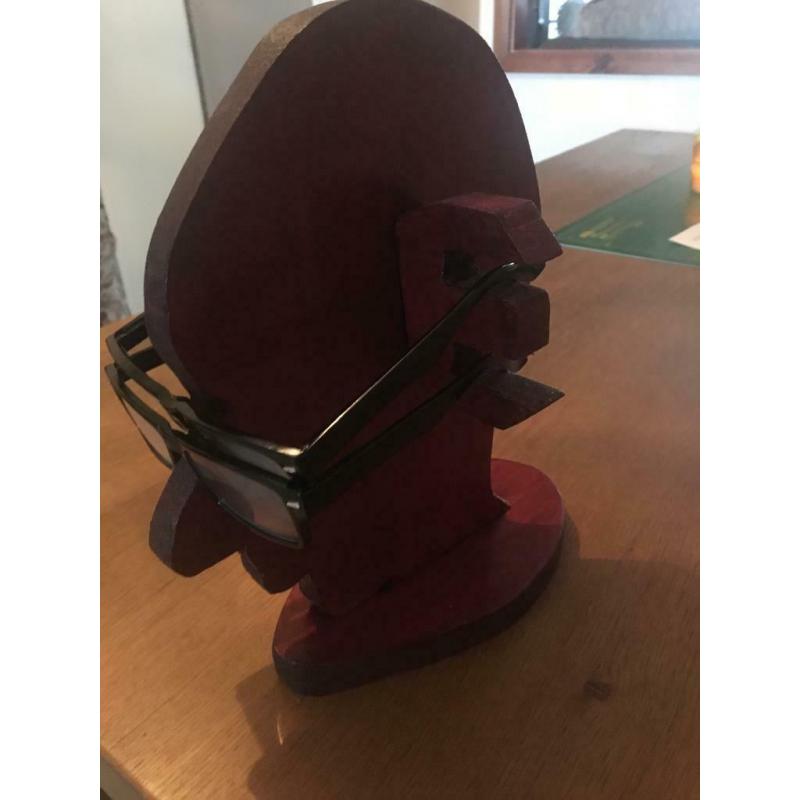 Glasses holder