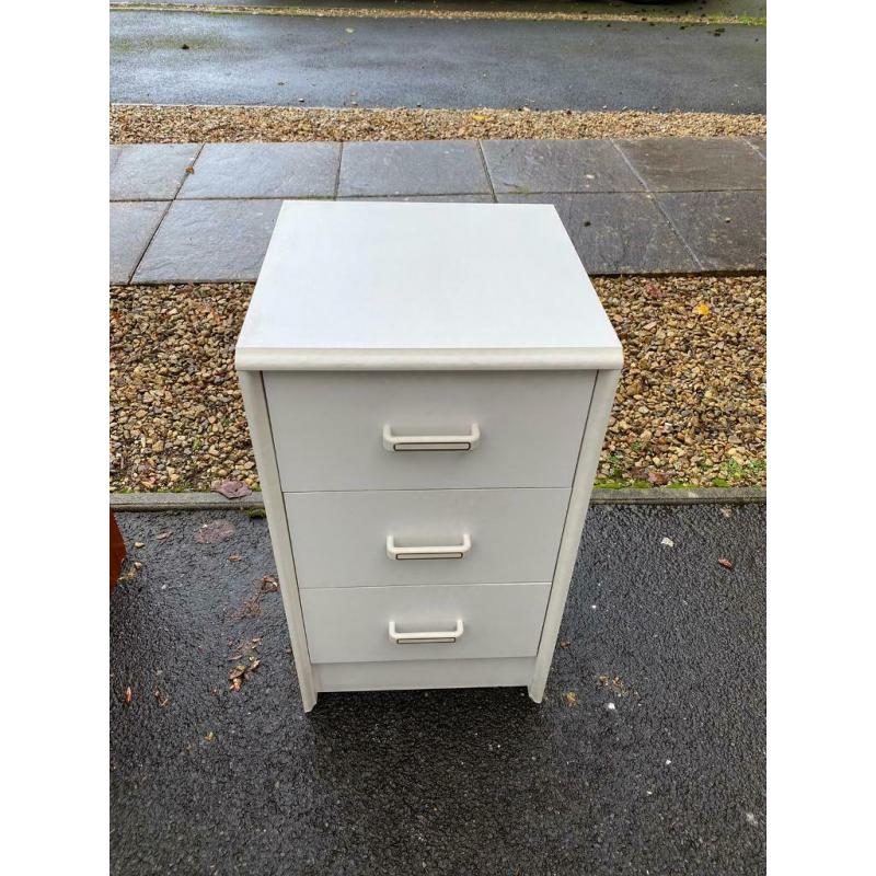 Bedside table