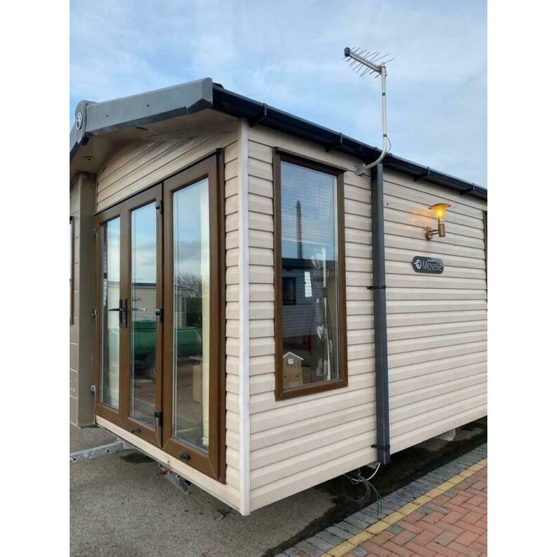3 BEDROOM STATIC CARAVAN FOR SALE ON FAMILY PARK IN PRESTATYN