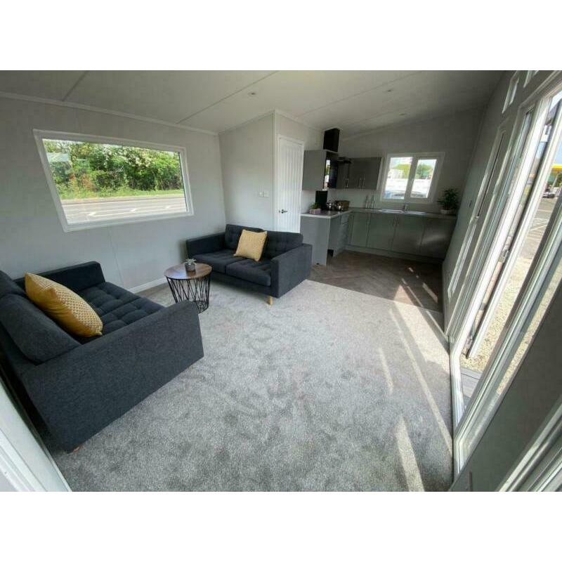 Home Gym Annexe Garden Home Studio Caravan for sale garden log cabin