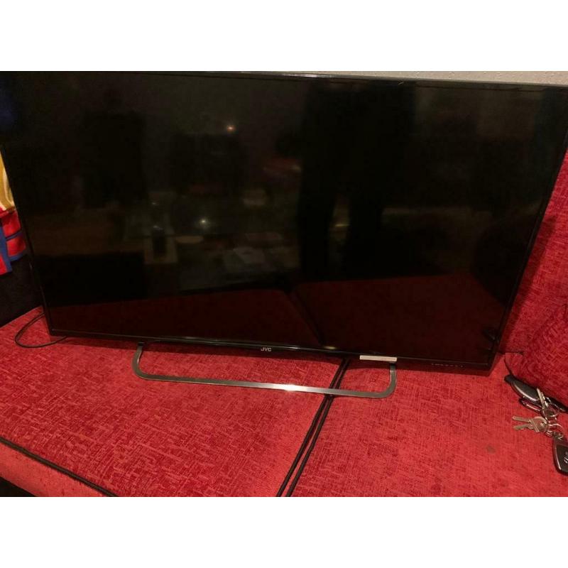 JVC 40? TV EXCELLENT CONDITION HD TV