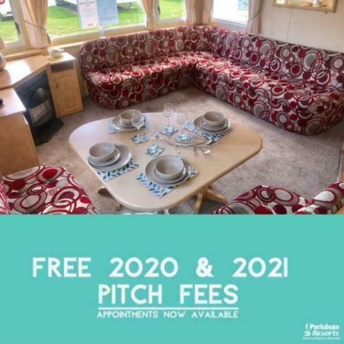 Used 3 Bedroom Caravan - Norfolk - FREE 2021 PITCH FEES!