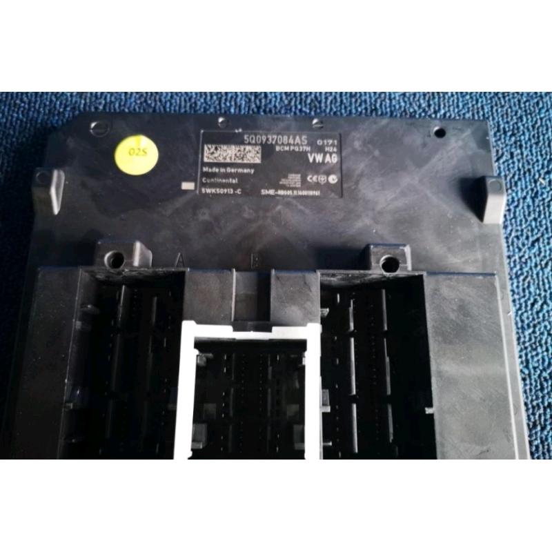 AUDI VW ELECTRIC UNIT-MODUL 5Q0 937 084 AS