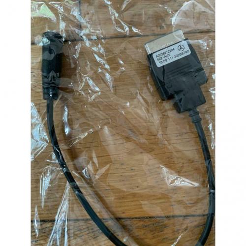 Mercedes Benz AUX IN media interface A0028272204 Mi2 To Audio Jack cable