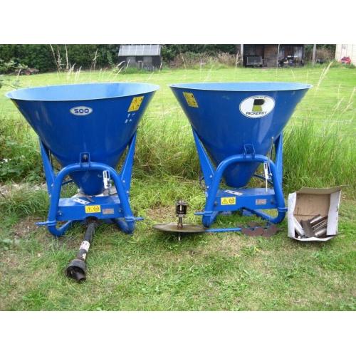 Two 2018 Fleming Fertiliser Spinner 3 Point Linkage FS500 Grass Seed Salt Spares or Repairs
