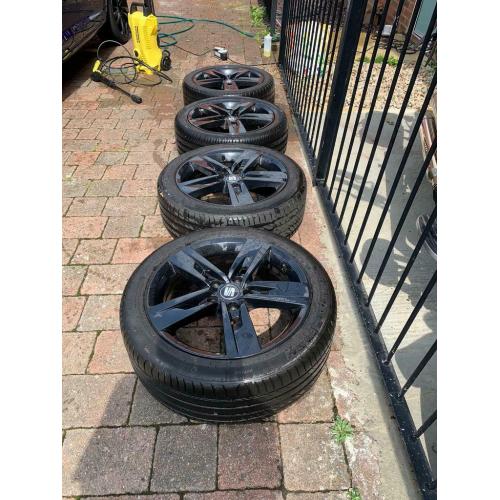 Mk3 seat Leon fr 17inch alloys with tyres