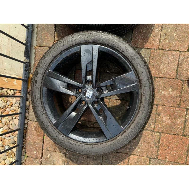 Mk3 seat Leon fr 17inch alloys with tyres