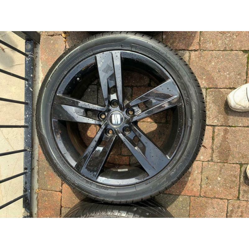 Mk3 seat Leon fr 17inch alloys with tyres