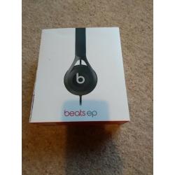 Beats ep headphones (new) ideal Christmas pressie?