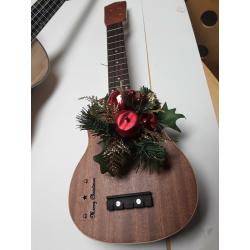 Beautiful Christmas Engraved Ukulele with Garland Flower